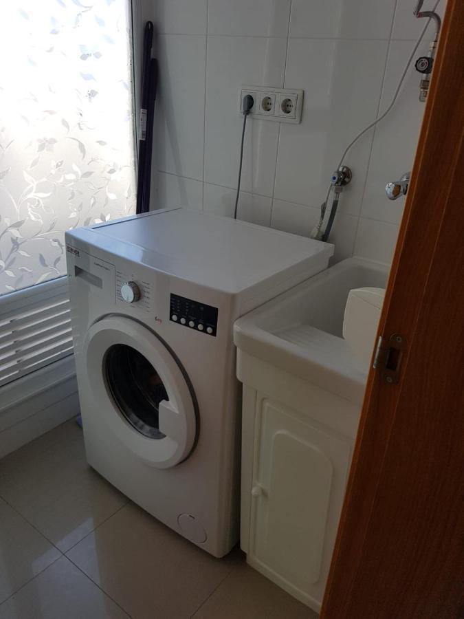 A Torre Apartment Саррия Екстериор снимка