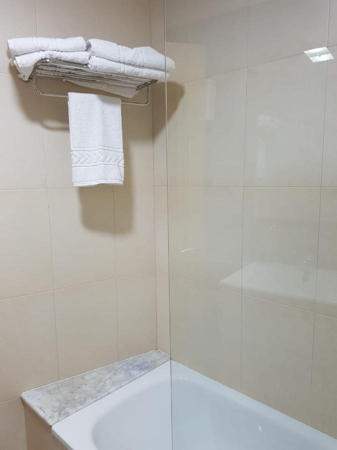 A Torre Apartment Саррия Екстериор снимка